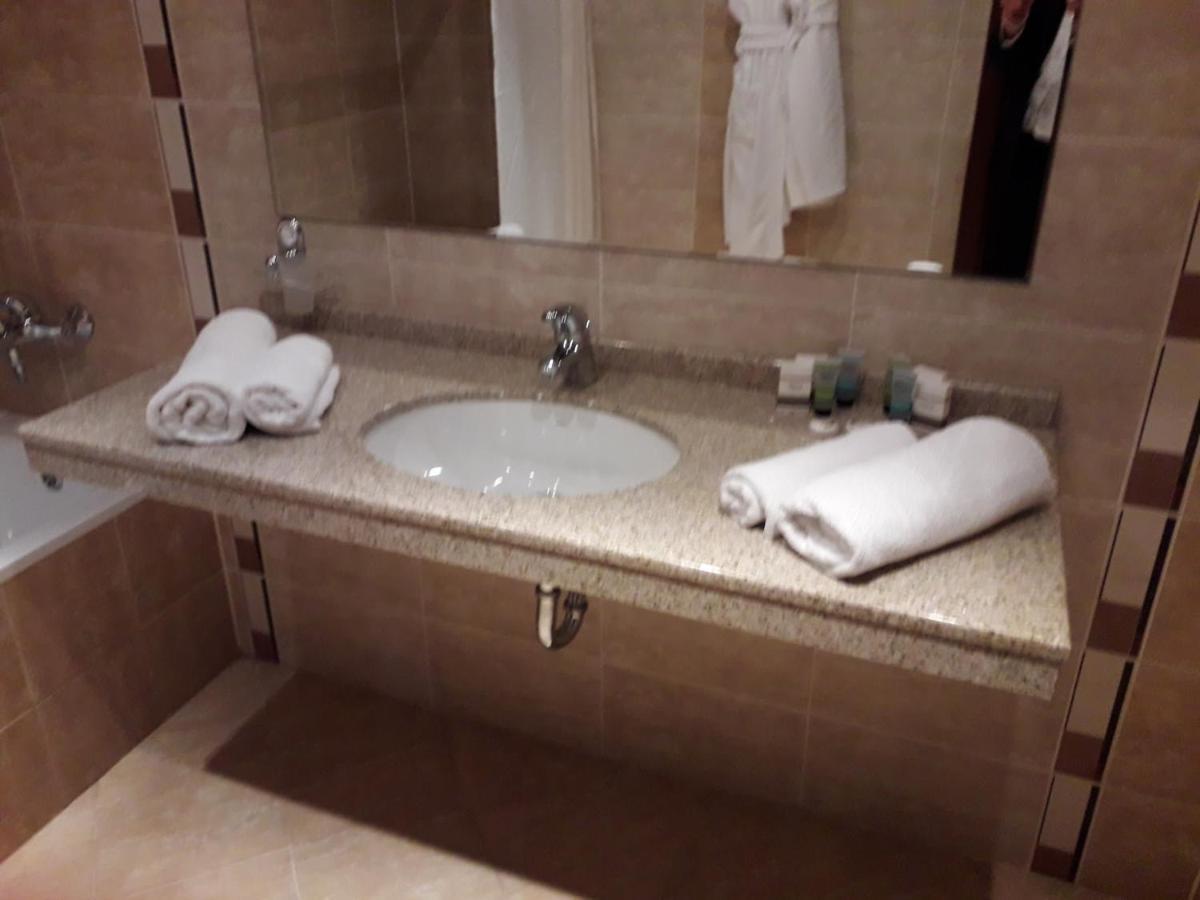 Terra Complex Spa Apartment 1 Bedroom Suite Razlog Exterior foto